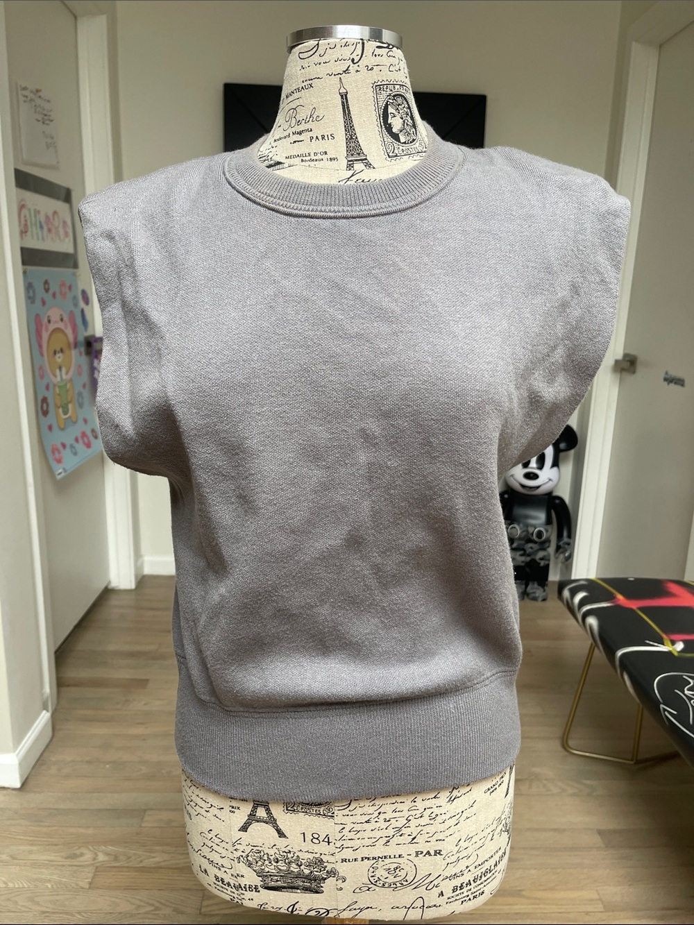 Zara Gray Sleeveless Padded-Shoulder Knit Top